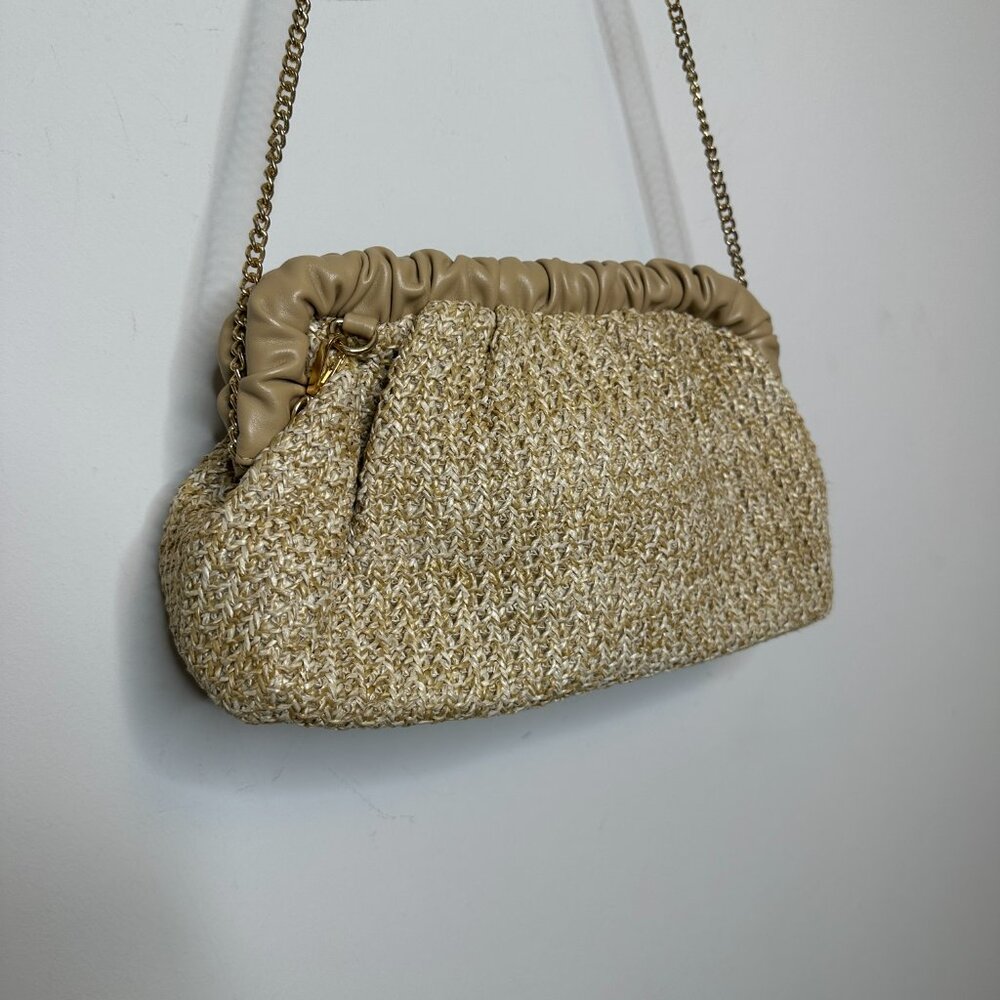 Moda Luxe Delvina Clutch Vegan Leather / Straw Gold Chain - Picture 3 of 9